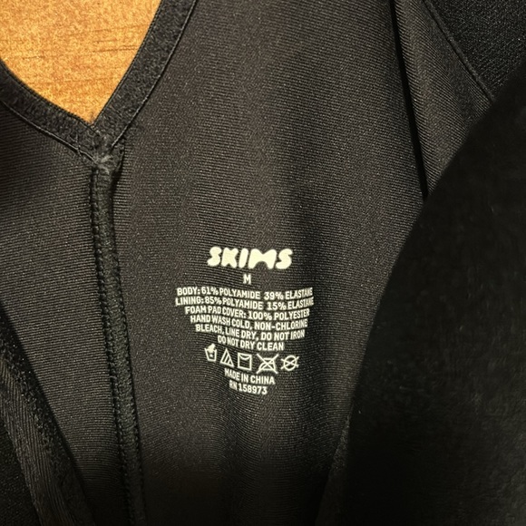 SKIMS Black Shapewear Bodysuit - Picture 4 of 5